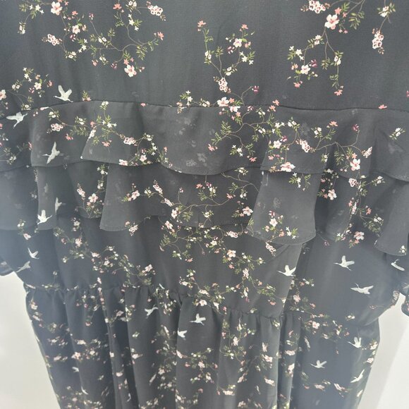 Black Torrid Floral Bird Chiffon V-Neck Short Sleeved Midi Dress Size 2/2X - Picture 9 of 16